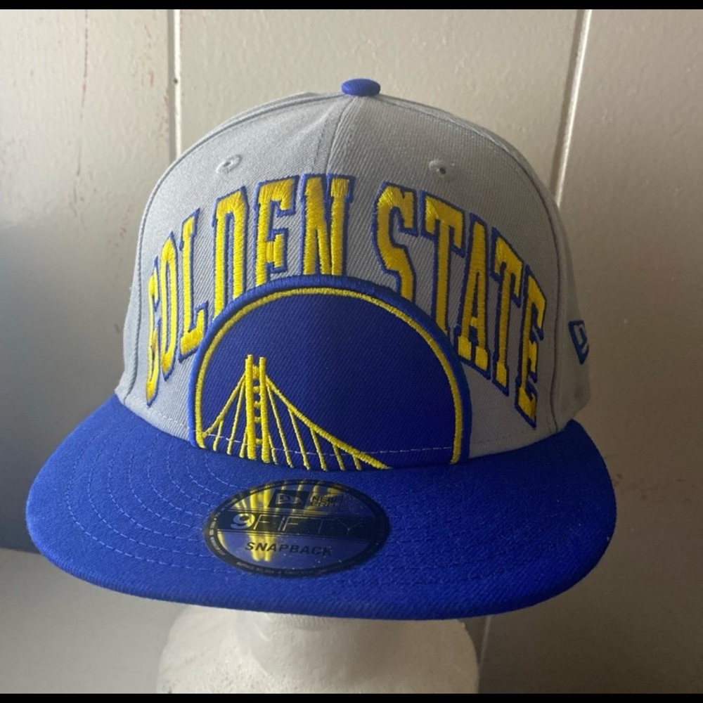 9FIFTY Cap with Blue and Grey and Gold  Details